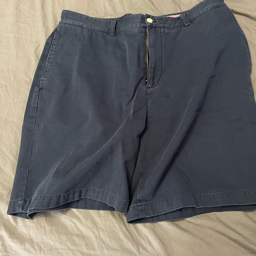 Vineyard vine club shorts